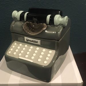 Scentsy QWERTY Warmer